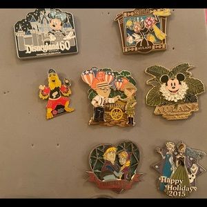 Disney pins